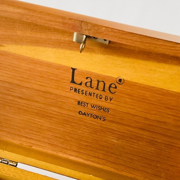 VINTAGE LANE Jewelry Box Signed by Dayton's EUC - Picture 2 of 7